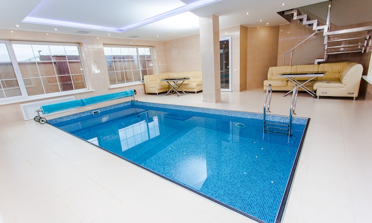 swimming pool designs in Newport Beach